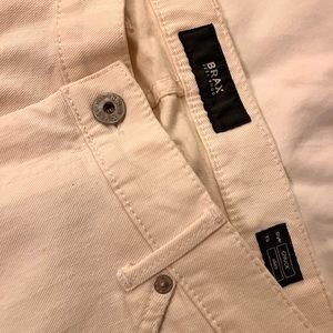 Brax Chuck cropped white denim jeans